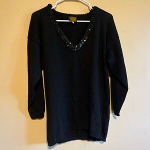 Lianne Barnes Womens Black Oversized size 2 sequin v-neck Sweater Fall goth vibe